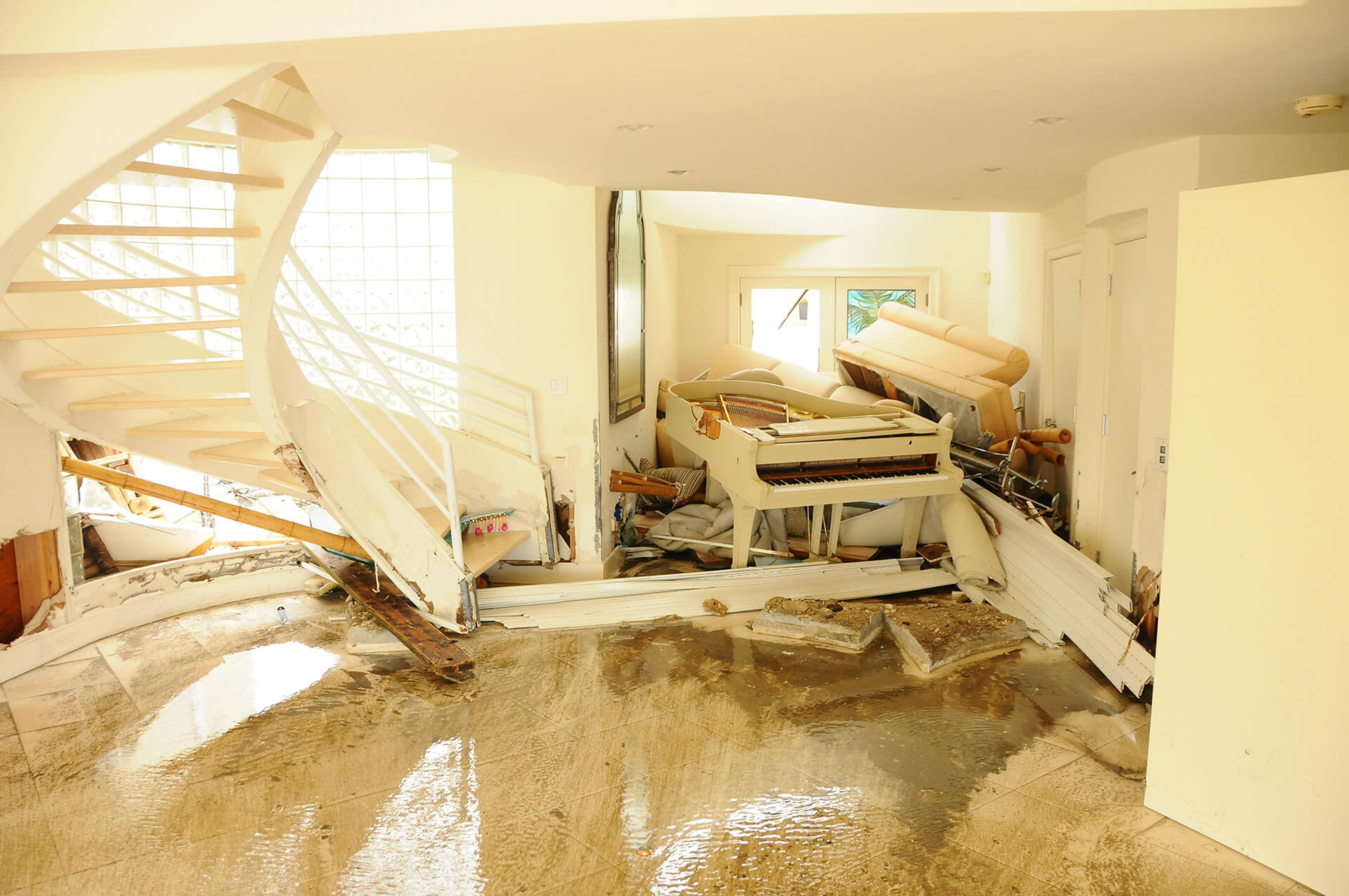 Emergency tarping